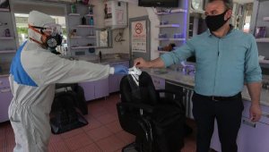 Kepez'den berber ve kuaförlere destek