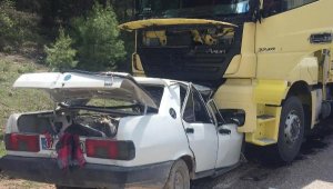 Korkuteli'de kaza: 3 yaralı