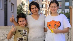 Koronavirüsün ayırdığı anne ve çocukları, 3 ay sonra buluştu