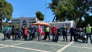 Motosikletlilerden Kızılay'a kan bağışı