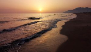 Patara'da gün batımı güzelliği