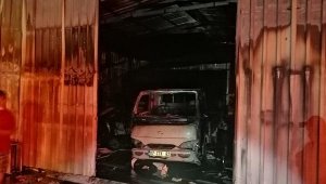 Peyzaj deposunda yangın