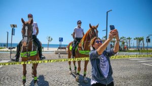 Sokağa çıkma yasağından muaf Antalya'da, trafik hafta içini aratmadı