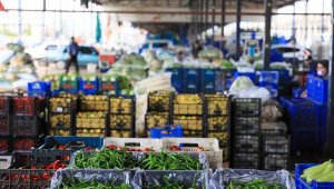 Toptancı halinde 1 Mayıs mesaisi