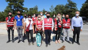 Tütüncü, sokak hayvanlarını unutmadı