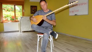 'Denizin Dibinde Hatçem' türküsünün, oyun havasında seslendirilmesine tepki