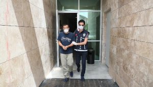 Ağabeyini bıçaklayarak öldürdü