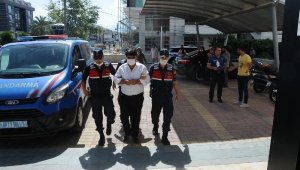 Alanya'da eve uyuşturucu baskını