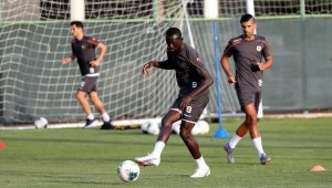 Alanyaspor ve Antalyaspor aynı uçakta gidecek