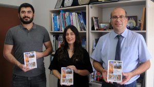 Antalya'nın QR kodlu ilk gezi kitabı