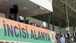 Aytemiz Alanyaspor - Trabzonspor maçı sonrası tribünde arbede