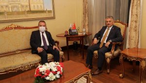 Başkan Böcek, Vali Yazıcı'yı ziyaret etti