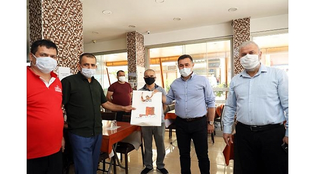Başkan Yücel'den esnafa ziyaret