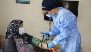 Büyükşehir salgın döneminde şifa dağıttı