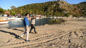 Çayağzı Plajı'nda temizlik ve düzenleme