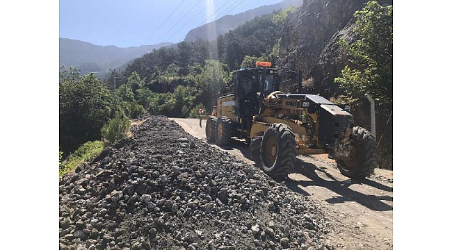 Gazipaşa'da yayla yollarına bakım