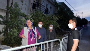 Karantinadaki mahallade yaşayan babaanne, terhis olan torununa sarılamadı