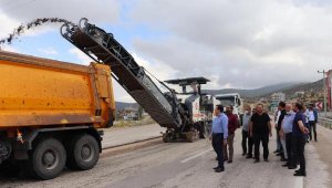 Kargalık'ta alt geçit ve asfalt çalışması