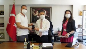 Kaymakama Kızılay'dan bronz madalya