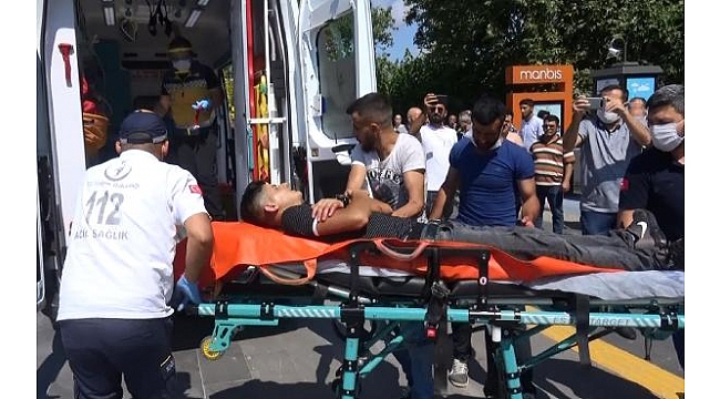 Kendisine sigara vermeyen Suriyeli genci bıçakla yaraladı, tutuklandı