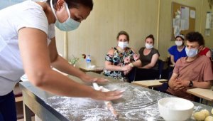 Kepez'in sanat ve meslek kursları açıldı