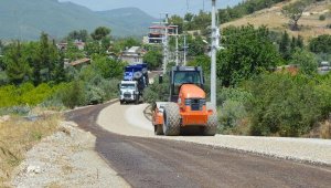 Manavgat Güzelyalı grup yolları asfalt çalışması