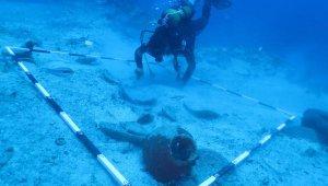 Mavi sularda 7 kazı ve araştırma çalışması