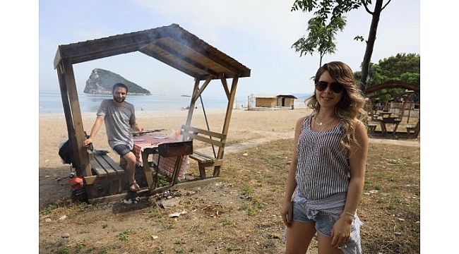 Mesire alanlarında sosyal mesafeli piknik