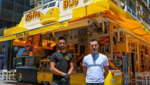 Otobüs konseptli köfteci