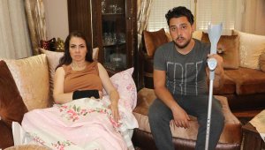 Otomobilin çarptığı şarkıcı Lara: Mucize eseri hayattayım