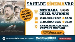 Sahilde sinema keyfi devam ediyor
