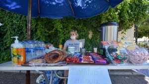 Sınav emanetçisi öğrencileri stresten kurtarıyor