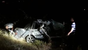 Takla atan araç yandı: 3 yaralı