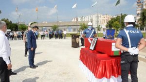 Tedavi gördüğü hastanede yaşamını yitiren polis için Antalya'da tören
