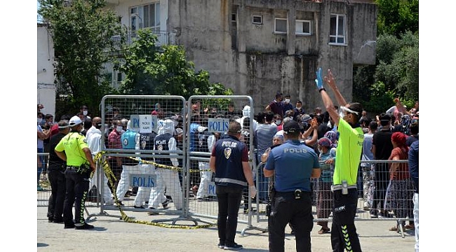 Uzatılan karantinaya 'bizden zarar gelmez' tepkisi