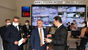 Vali Yazıcı: Ayrım yapmadan görev yapacağız