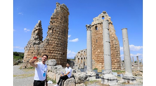 Yabancı basının Perge Antik Kenti ilgisi