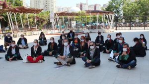 Antalya Barosu'ndan oturma eylemi