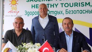 Bakanlar Çavuşoğlu ve Ersoy, Alanya'da 'sağlıklı turizm'i anlattı