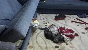 Cami lojmanı soyuldu