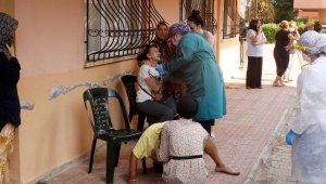 Çatıdan önce bebeğini attı, sonra kendi atladı -Yeniden