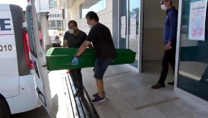 Falezlerden atlayan gencin cenazesi Rusya'ya götürüldü