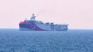 Oruç Reis'in bekleyişi sürüyor