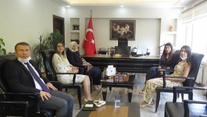 Tayini çıkan hakimlerden Kaymakam Çimşit'e veda ziyareti