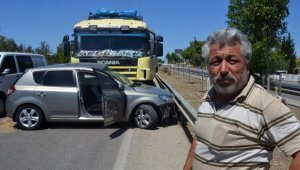 TIR'la otomobil çarpıştı: 1 yaralı