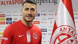 AdisJahovic  kalmak istiyor