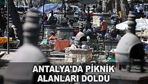 Antalya'da piknik alanları doldu