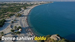 Demre sahilleri doldu 