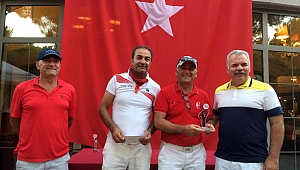 Golfçülerden anlamlı turnuva