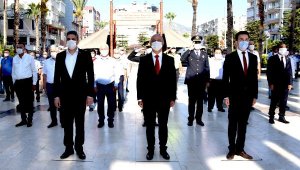 Kumluca'da Zafer Bayramı coşkusu